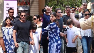 Shah Rukh Khan With Wife and Kids Casts Vote, Full Family Video| Boldsky