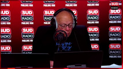 Selon Franceinfo, "la droite et l'extrême-droite s'attaquent aux transitions de genre chez les mineurs"