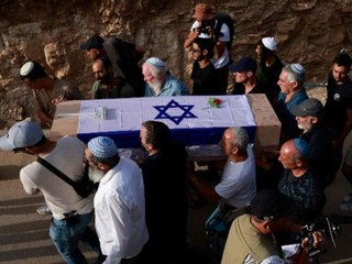 Deutsch-Israelin beigesetzt: Hier trauern Hunderte um Shani Louk