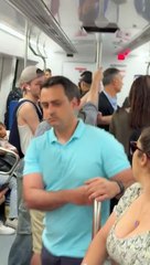 Un magrebí provoca a un hispanoamericano en el metro de Barcelona