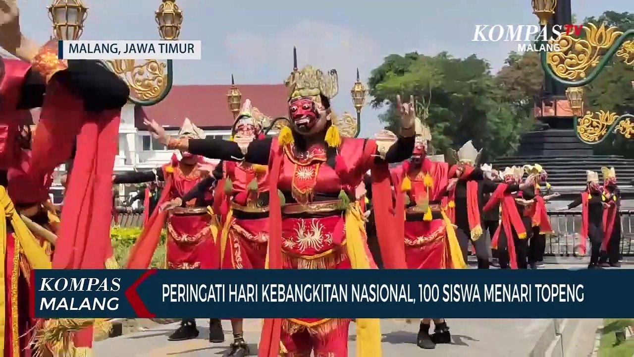 100 Siswa SMP Menari Topeng Peringati Hari Kebangkitan Nasional