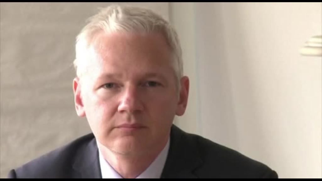 Video Assange vince la causa, sì ad appello contro l'estradizione negli Usa