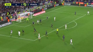 Lyon confirm Europa League spot with last-gasp Lacazette penalty