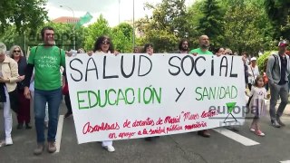 Una nueva protesta sanitaria recorre Madrid contra la gestión de Ayuso