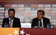 Galatasaray Başkanı Dursun Özbek ve Sportif A.Ş Başkan Vekili Erden Timur basın açıklaması yaptı