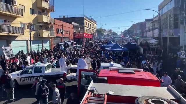 La concentración en Posadas de policías, docentes y personal de salud