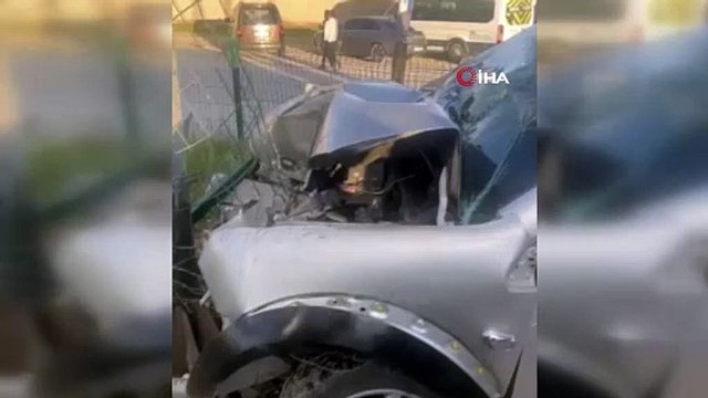 Kırmızı ışıkta geçen sürücü kazaya neden oldu- 4 yaralı