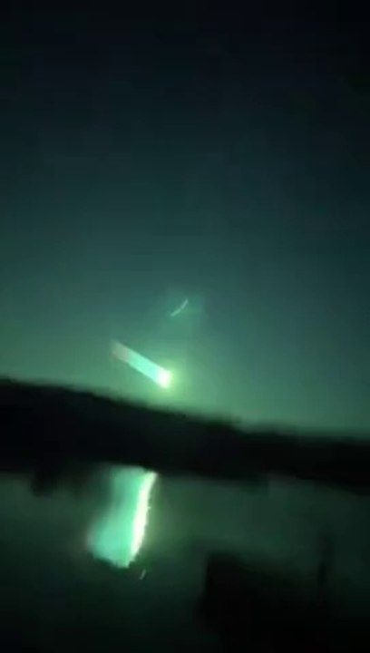 Video del meteorito cayendo entre España y Portugal