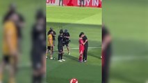 El último saludo de Salah con Klopp: juzguen ustedes porque está dando que hablar en Inglaterra