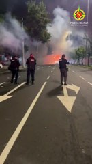 PMDF atua na dispersão de manifestantes que atearam fogo em ônibus no RS