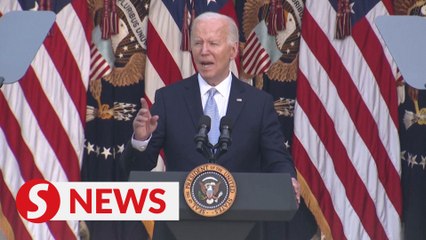 下载视频: Biden denies 'genocide' happening in Gaza