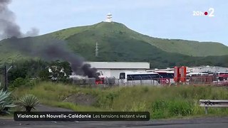 Nouvelle Calédonie - A nouveau une nuit agitée malgré les importantes forces de l'ordre sur le terrain - Le président de la République ne souhaite pas prolonger l'état d'urgence