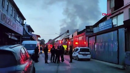 İnegöl'de mobilya imalathanesinde yangın!