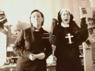 Père vieille et soeur poule