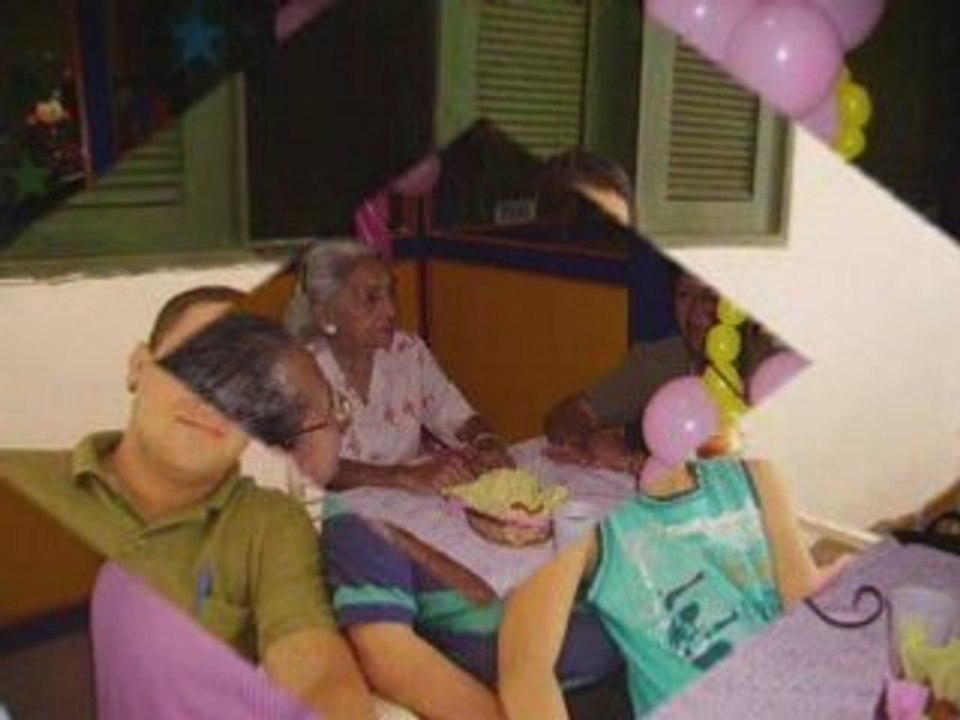 FAMILIA
