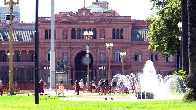 Milei insiste en no pedir disculpas a Sánchez por ser él el agredido