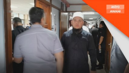 Saksi dakwa Ebit Lew hantar mesej lucah menjelang malam