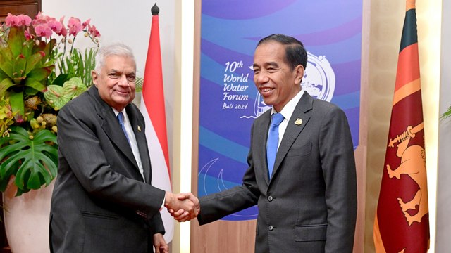 Momen Presiden Jokowi  Bertemu Presiden Sri Lanka di Bali