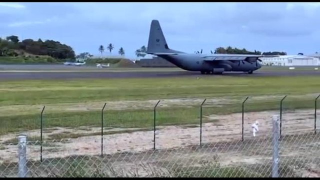 Iniziata evacuazione turisti dalla Nuova Caledonia, paese nel caos