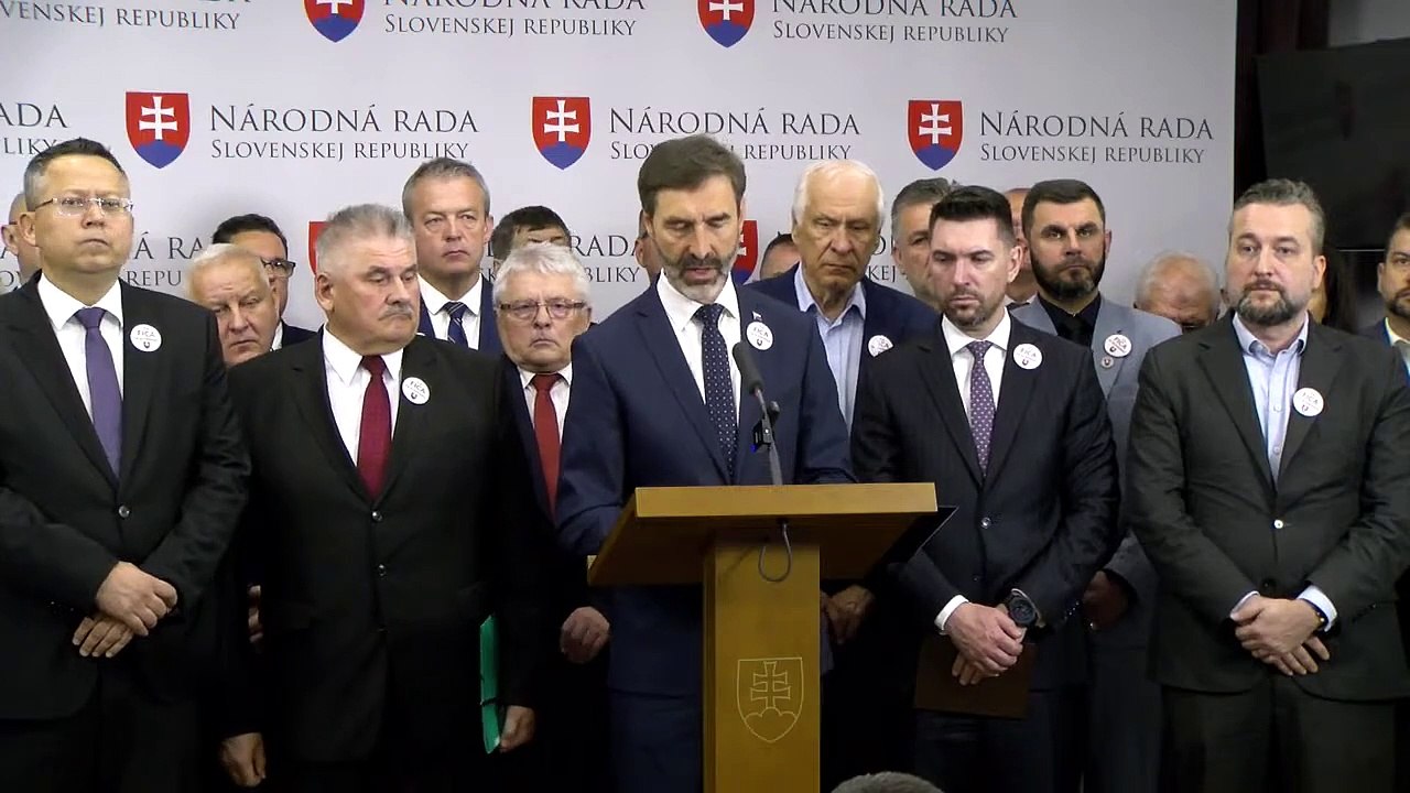 ZÁZNAM: Koalícia navrhla uznesenie, ktorým majú poslanci odsúdiť útok na premiéra