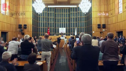 DEM Parti grup toplantısında 'direne direne kazanacağız' sloganları