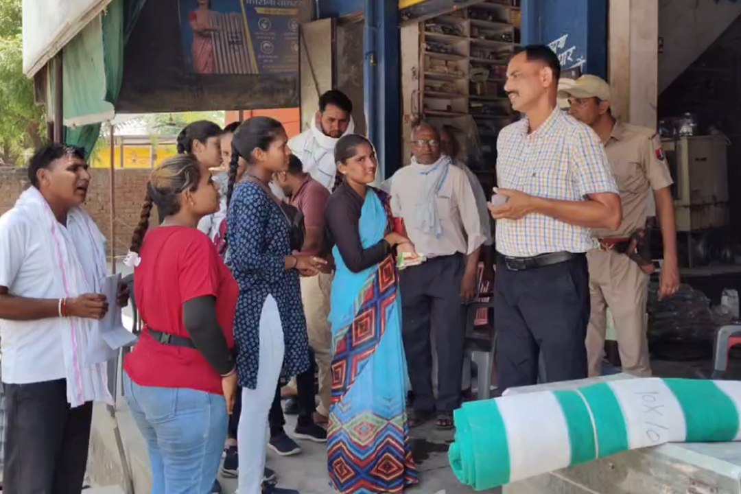मदद के बहाने लड़कियां कर रही थी गंदा काम, पुलिस पूछताछ में बताई ये मजबूरी