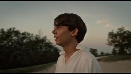 A Cannes le prime immagini della serie su Leopardi di Sergio Rubini