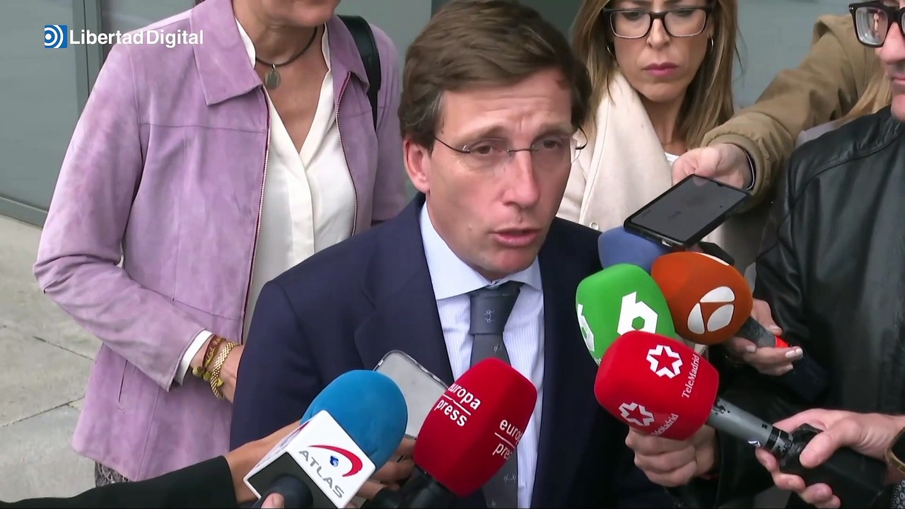 Almeida afirma que Puente debe "entregar su cartera" por llamar "drogadicto" a Milei
