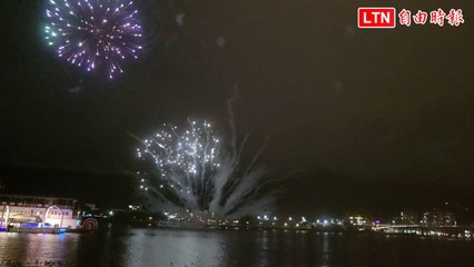 關渡碼頭貨櫃市集盛大開幕！煙火秀點亮夜空，異國美食等你來享🎆