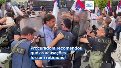 Juiz grego deixa cair acusações contra nove suspeitos de causarem naufrágio que matou 500 migrantes