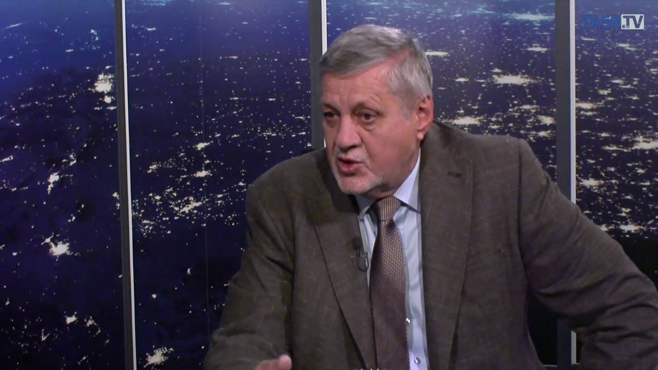 KUBIŠ: Čakanie politikov na vyjadrenie premiéra je útekom od zodpovednosti