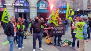 Fransız işçilerden olimpiyat öncesi eylem: Tren ve tramvay seferleri aksadı