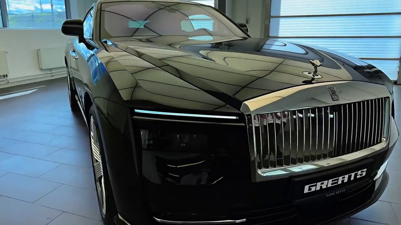 2024 Rolls Royce Spectre - Best Super Luxury Coupe!