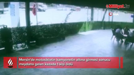 Motosiklet kamyonetin altına girdi.
