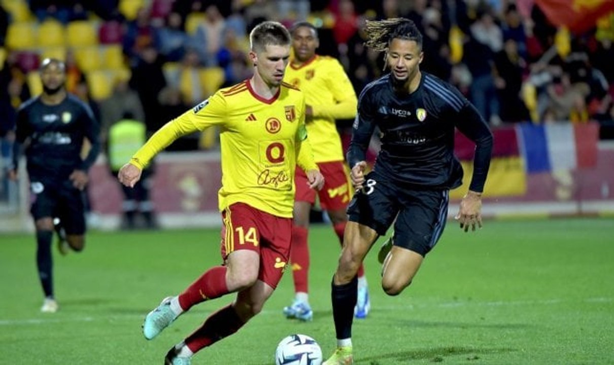Rodez - Paris FC : Découvrez les équipes alignées