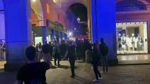 Contestazione al concerto dei Cccp a Bologna: il video degli attivisti che cercano di sfondare il cordone di sicurezza