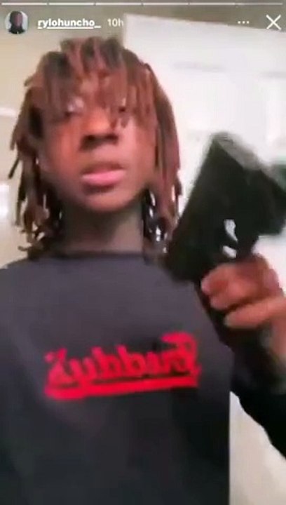 DRAME : Jeune rappeur américain se tire accidentellement une balle en plein tournage !