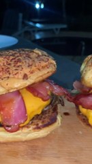 Homemade Burger Recipe: How to Make the Perfect Juicy Burger
