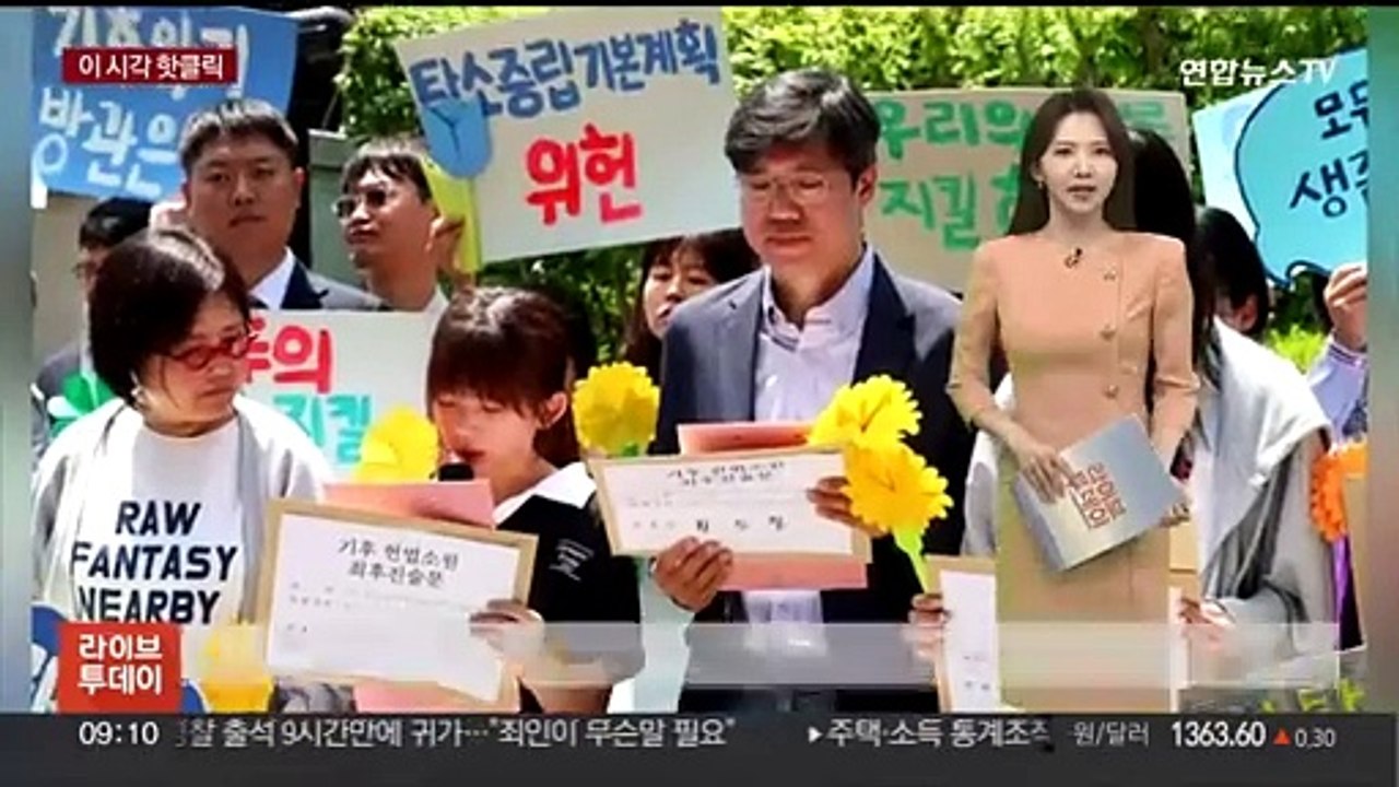 [핫클릭] 백화점 '비계 삼겹살' 논란…"품질 믿었는데" 外