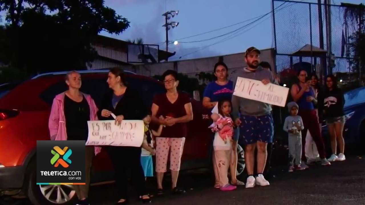 tn7-2. Familiares de Nadia Peraza realizan una vigilia en la comunidad donde vivio-210524