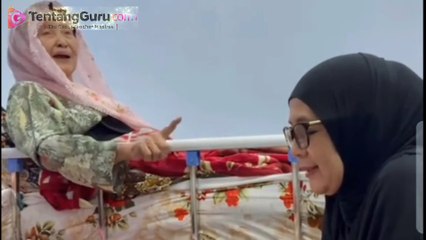 MERDU SEKALI IBU NYAI HJ NUR HANNAH LIRBOYO MENYANYIKAN LAGU SIFATE MURID