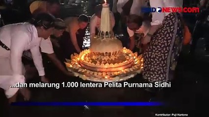Ratusan Umat Buddha Larung 1.000 Lentera di Sungai Progo Magelang