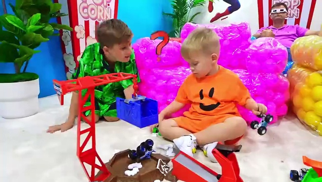 Diana and Roma's Family BEST Kids Videos! Let’s Buckle Up, Who's At the Door + MORE