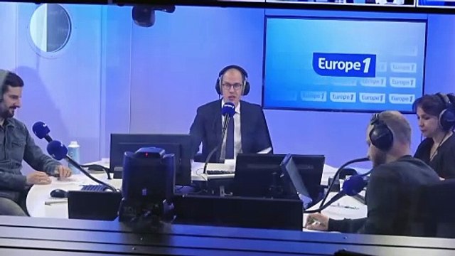 L'art de la punchline et du lapsus : le zapping politique de Dimitri Vernet