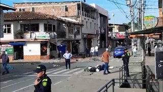 Gobierno colombiano dice que ataques de disidencias “alejan posibilidad de cese al fuego”