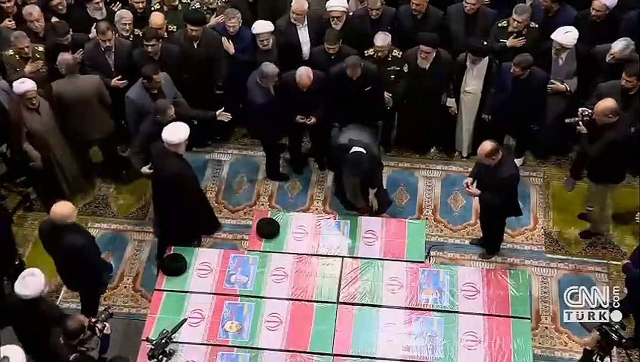 İran Cumhurbaşkanı Reisi için Tahran'da cenaze töreni düzenlendi