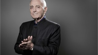 GALA VIDEO - Charles Aznavour aurait eu 100 ans, son fils Nicolas lui rend hommage : “Il me manque beaucoup”