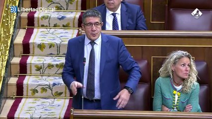 Ridículo teatro de Patxi López, escandalizado porque Abascal llame "títere" a Sánchez