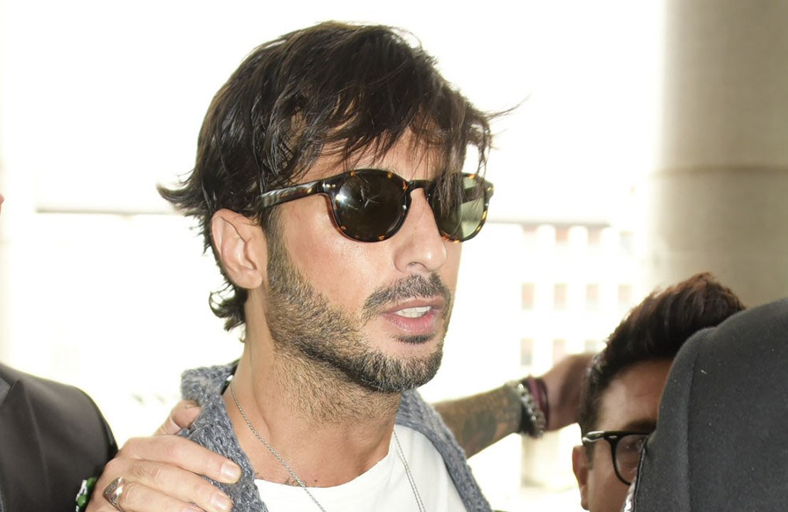 Fabrizio Corona diventa di nuovo papà a 50 anni! L'annuncio ufficiale