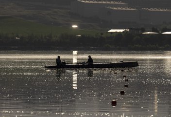 Deniz yoksa Mogan Gölü var! Kürekçilere denizi aratmıyor